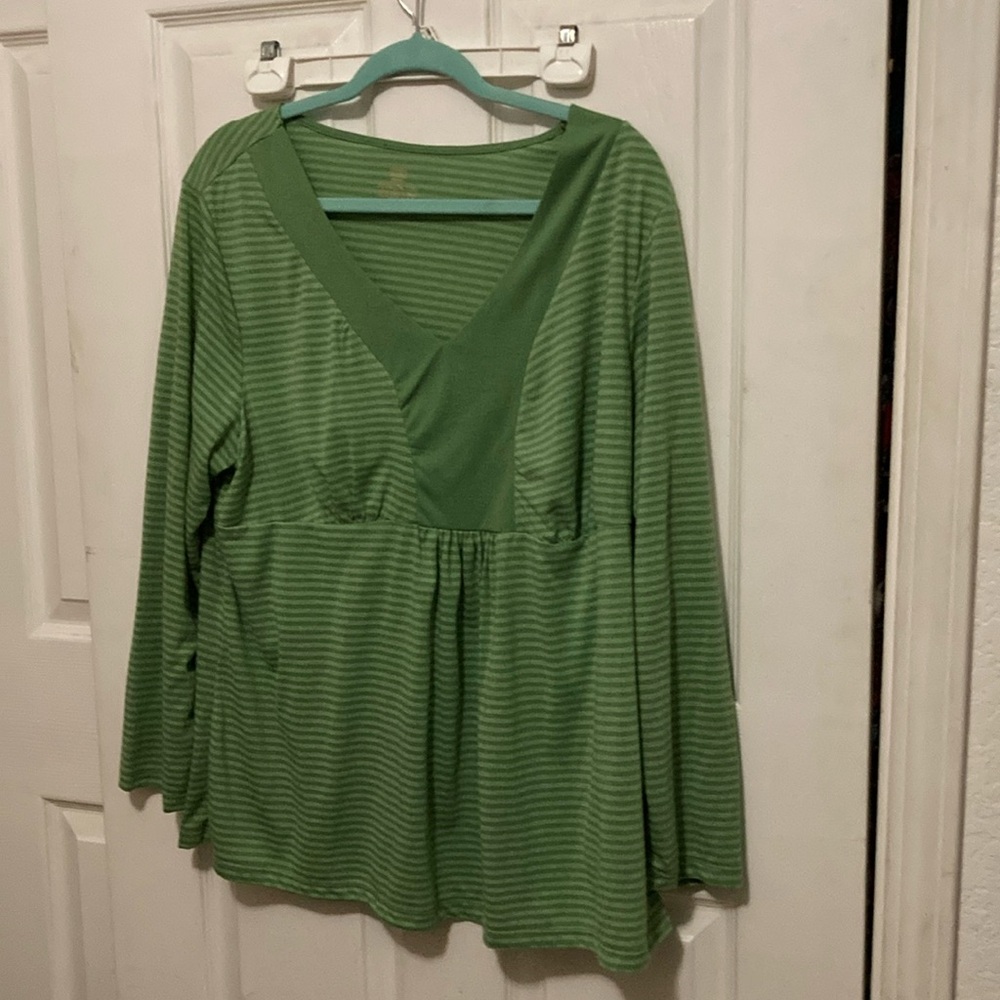 Faded Glory top, size 2X NWOT.